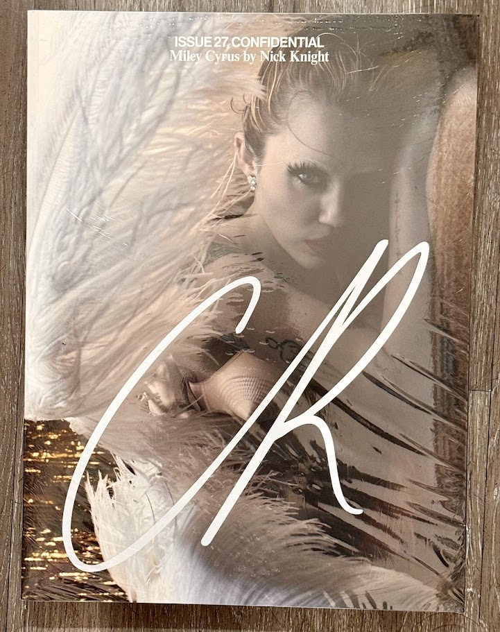 女性情報誌 CR FASHION BOOK Spring / Summer 2016 女性情報誌 CR FASHION BOOK Spring / Summer 2016 CR Fashion Book